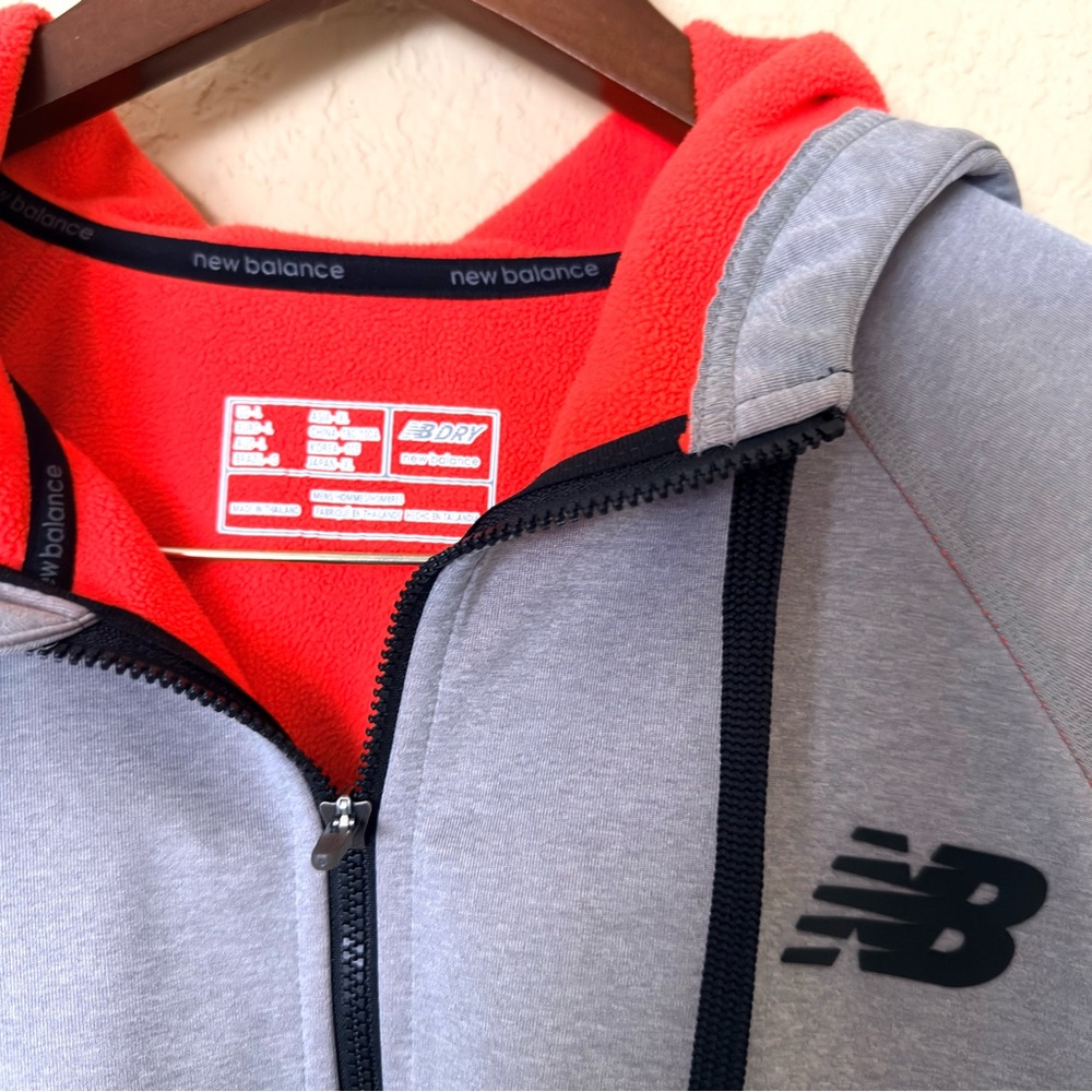 New Balance Lightweight Jacket Men's Gray and Orange Size L - Picture 3 of 7